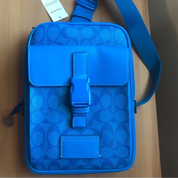 🥰 COACH Track Pack In Signature Canvas Gunmetal/Bright Blue - Picture 1 of 12